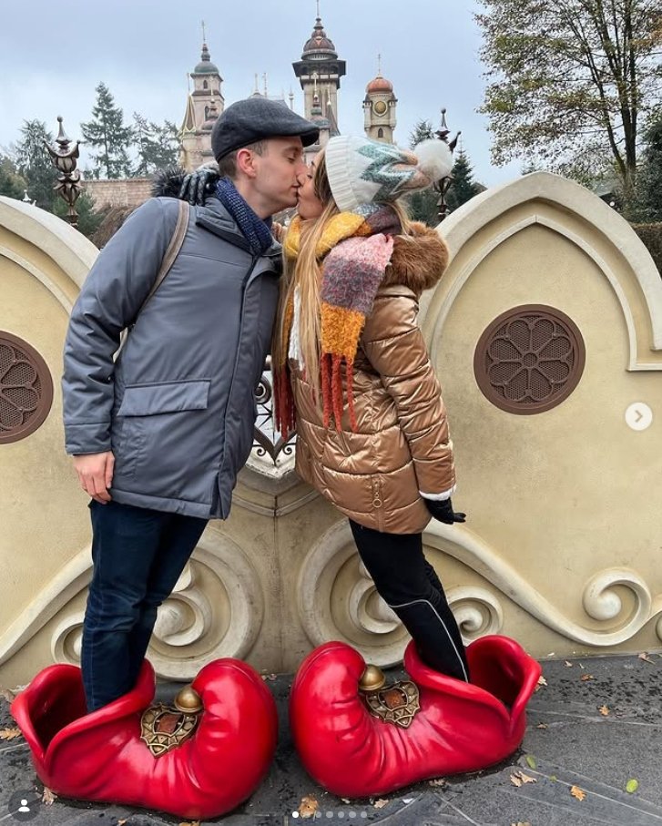 Ander y Ainhoa en el parque de atracciones